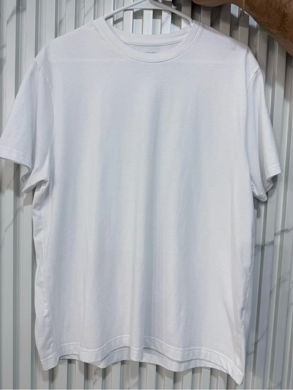 Banana Republic Men's White Crewneck Long Sleeve Tee